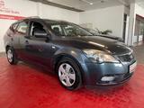 Kia Ceed Sportswagon Vision - gebrauchte Kia cee'd / Ceed aus dem Jahr 2011