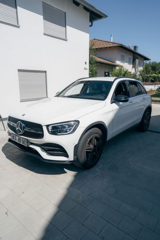 Image of Mercedes-Benz GLC 200