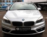 BMW 220 Sport Line Aut. LED* NAVI* LEDER* AHK - silberne BMW 220 Active Tourer