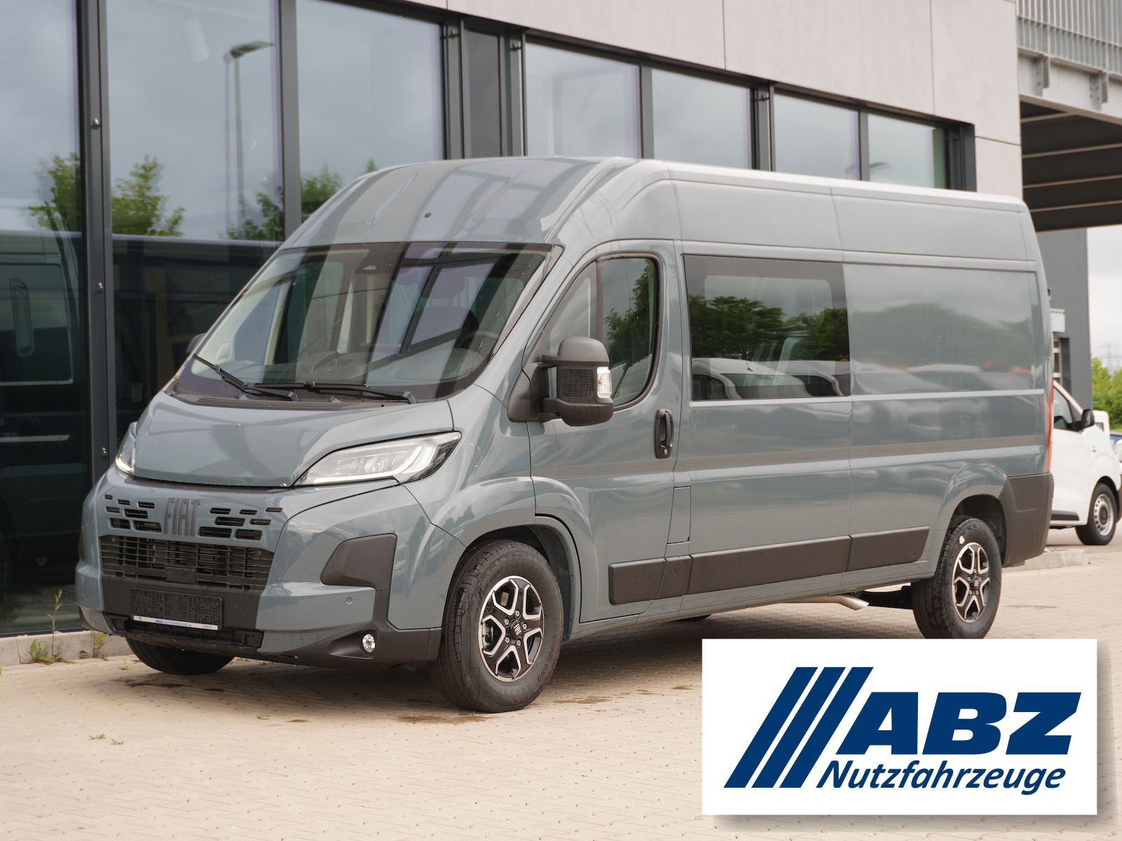 Fiat Ducato Maxi 35 L3H2 180 AT / Snoeks 5-Sitzer
