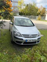 Volkswagen Golf Plus 1.4 Comfortline Comfortline - VW Golf Plus Gebrauchtwagen in München