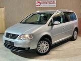 Volkswagen Touran Highline*KLIMA*TÜV 03/2026*2.HAND - gebrauchte VW Touran aus dem Jahr 2004