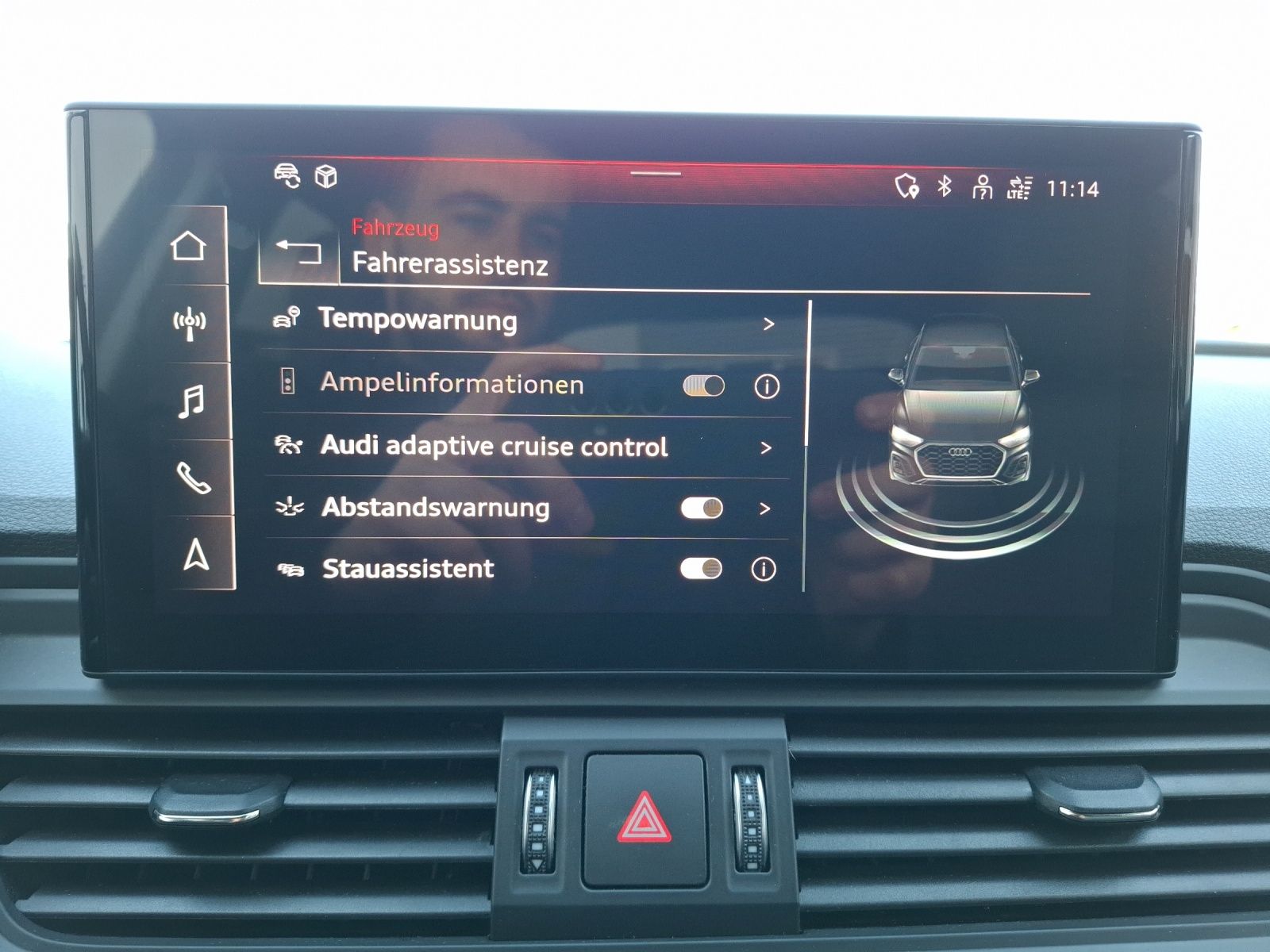 Fahrzeugabbildung Audi Q5 40 TFSI quattro S-line S-tronic Matrix Luft N