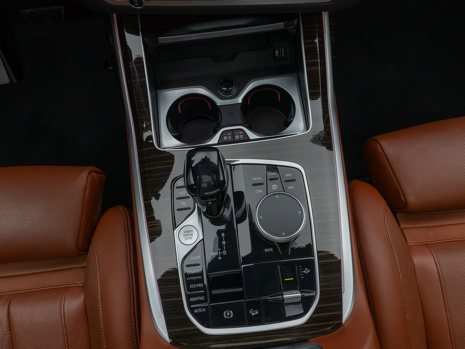 Fahrzeugabbildung BMW X7 xD40d M Sport 360° Laser Massage DAB 21" VOLL