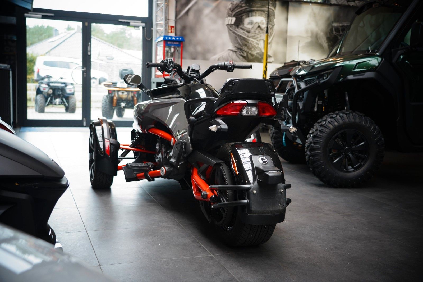 Fahrzeugabbildung Can Am Spyder F3-S Zubehör Mega Zustand