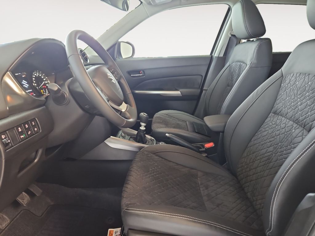 Fahrzeugabbildung Suzuki Vitara 1.4 Boosterjet Hybrid Allrad Comfort+