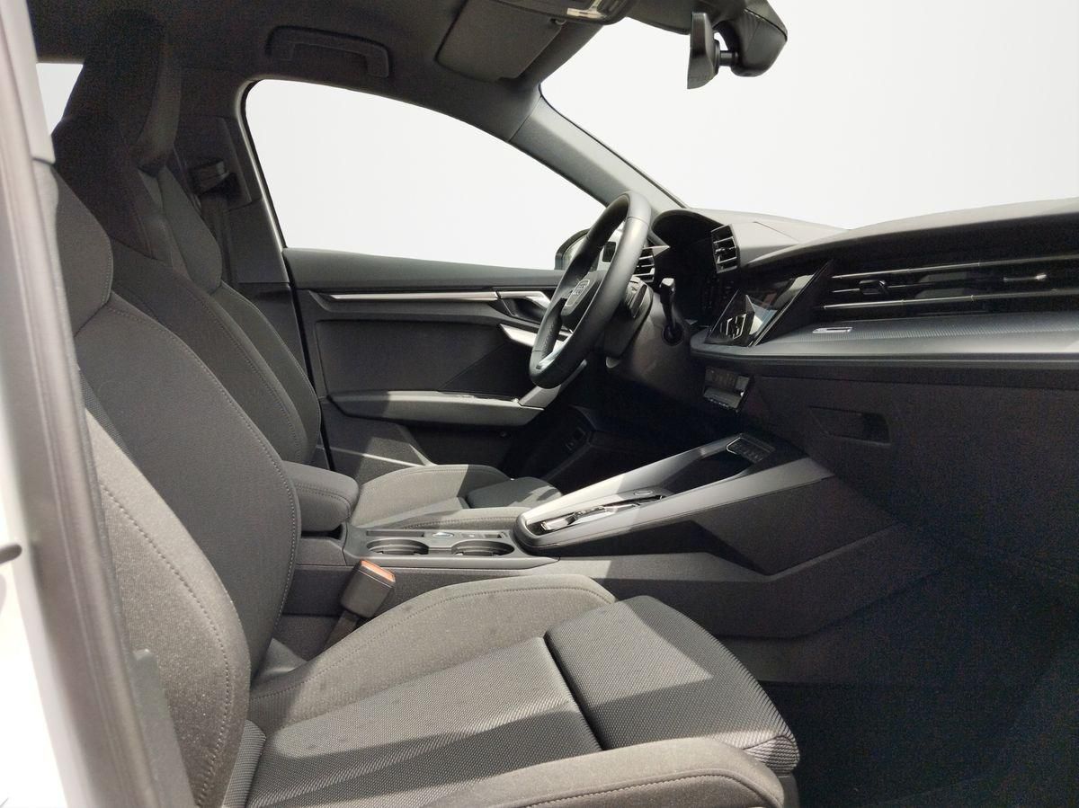 Fahrzeugabbildung Audi A3 Sportback S line 35 TDI 110 kW