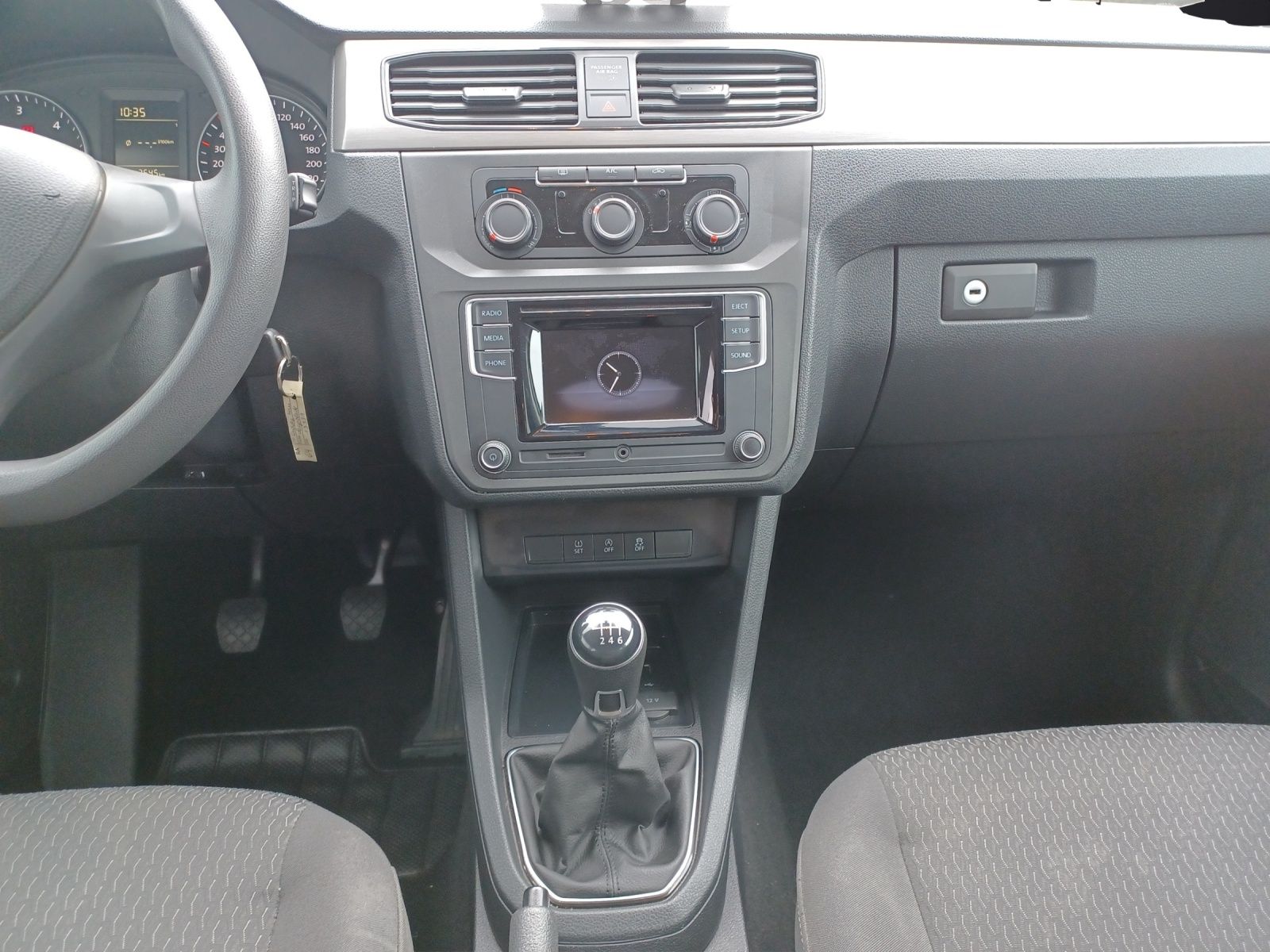 Fahrzeugabbildung Volkswagen Caddy Maxi TDI Trendline Klima GRA PDC