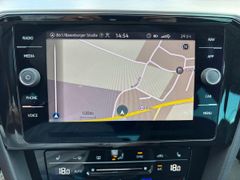 Fahrzeugabbildung Volkswagen Passat Var. 2.0TDI DSG Elegance AHK MATRIX ACC