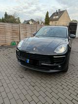 Porsche Macan 2.0 Liter - Porsche Macan in Leverkusen