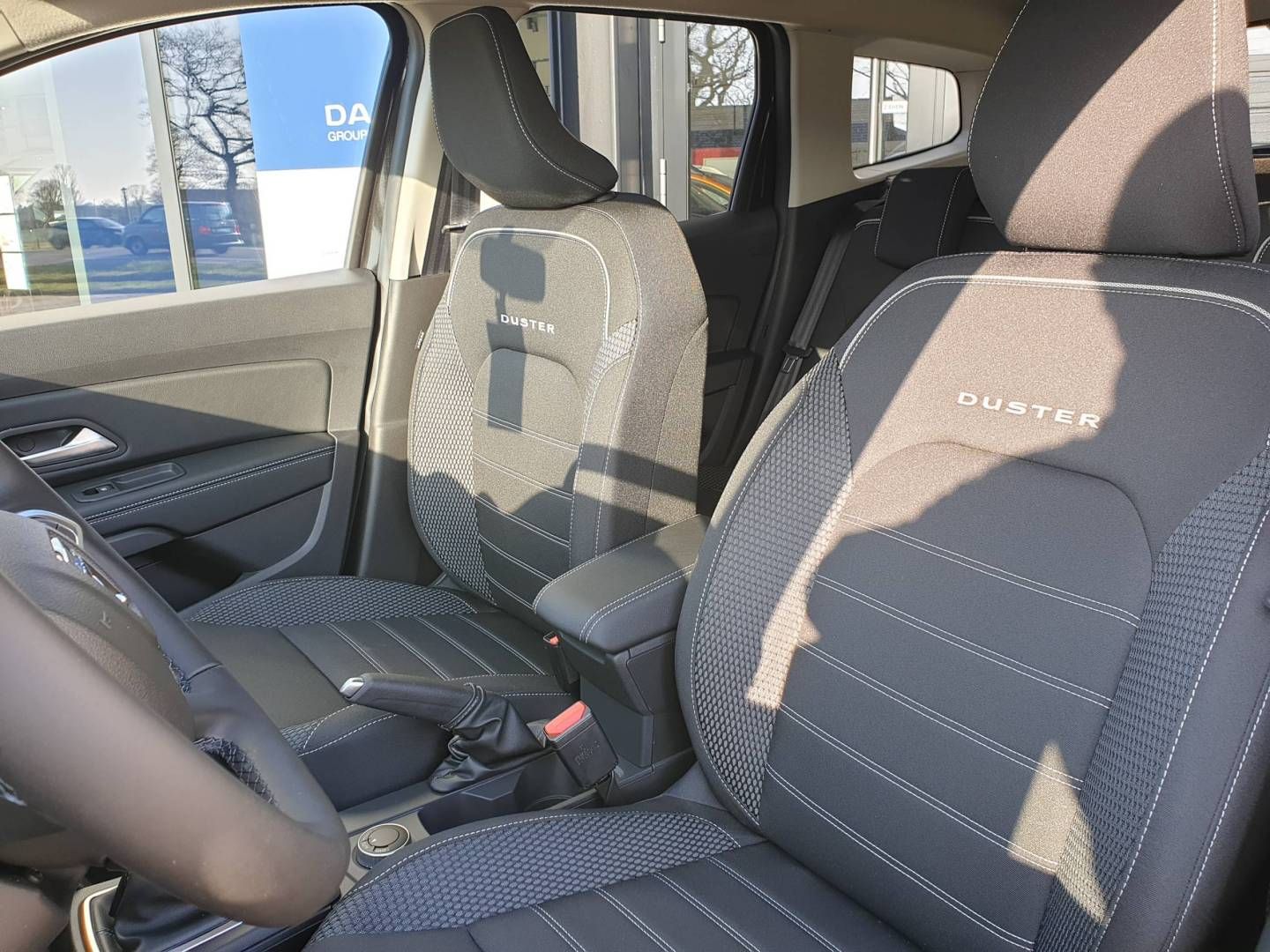 Fahrzeugabbildung Dacia DUSTER Prestige+ TCe 150 4WD