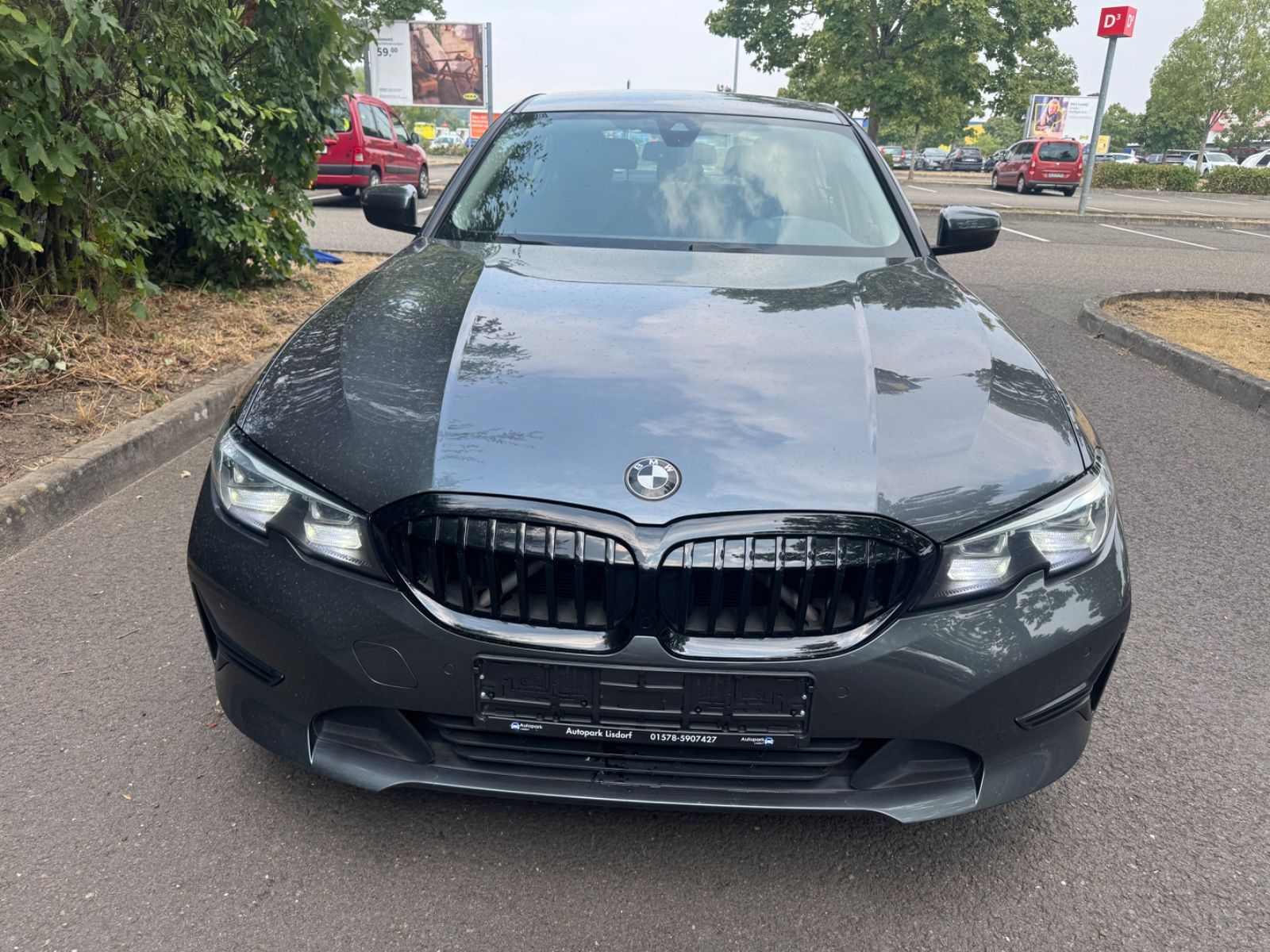 Fahrzeugabbildung BMW 318 3 Limousine 318 d Advantage LED+Navi+Keyless