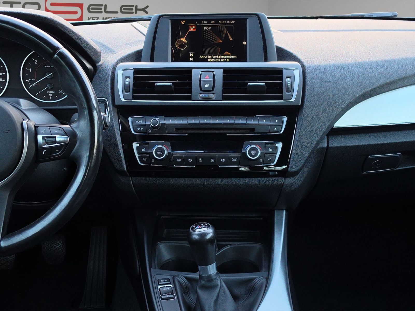 Fahrzeugabbildung BMW 218i Cabrio M Sport LEDER XENON SHZ TEMPOMAT