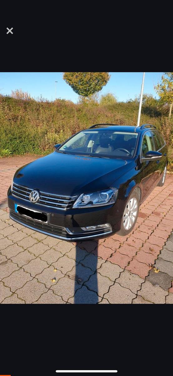 Volkswagen Passat 2013 — interior