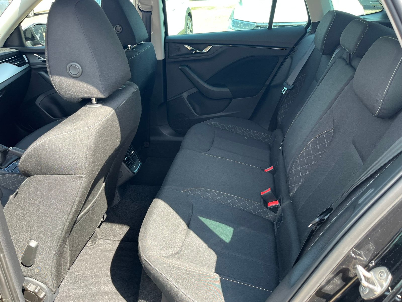 Fahrzeugabbildung SKODA Scala Ambition 1.0 TSI