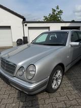 Mercedes-Benz E 300 TD ELEGANCE Elegance - Mercedes-Benz Diesel Gebrauchtwagen aus dem Jahr 1999