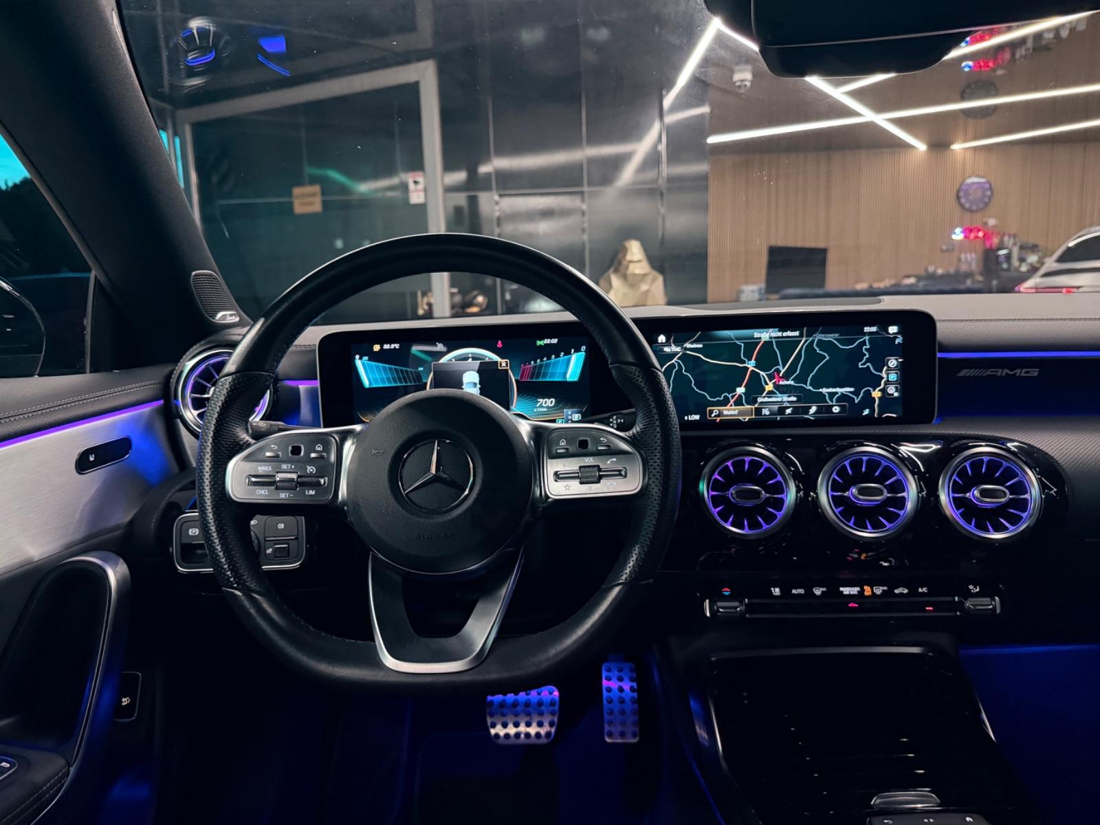 Mercedes-Benz CLA 35 AMG Shooting Brake BURMESTER*2.HD*MB 100