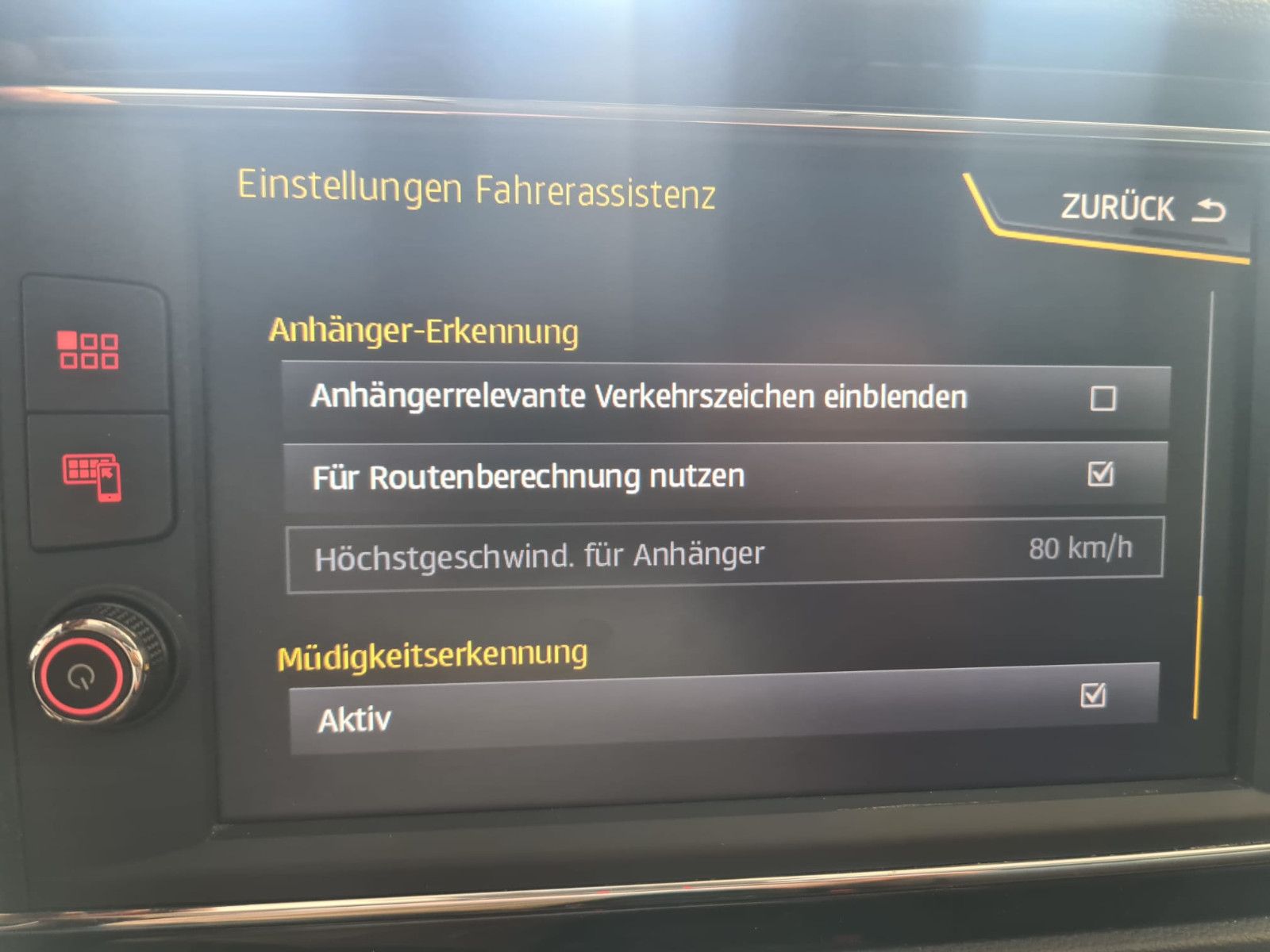 Fahrzeugabbildung SEAT Leon ST FR / KAMERA / SCHECKHEFT / GEPFLEGT