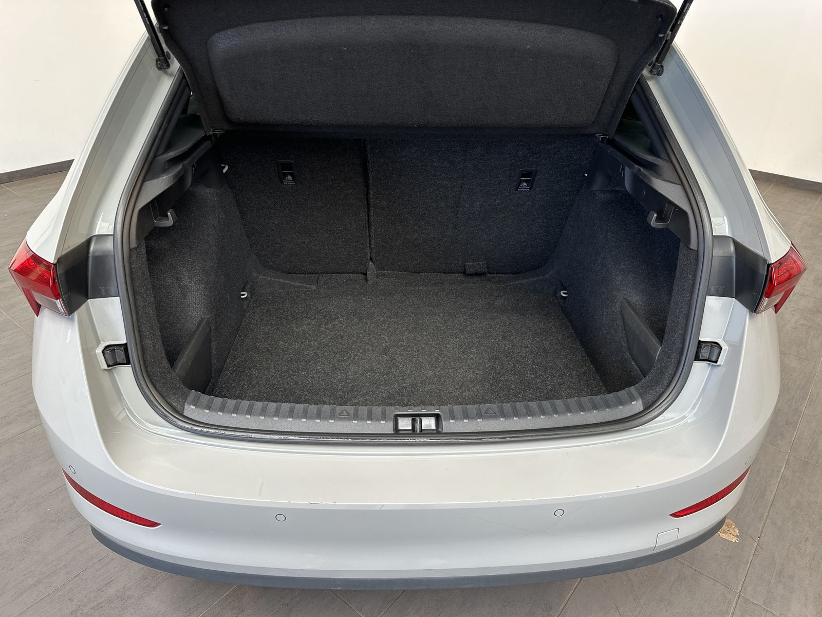 Fahrzeugabbildung SKODA Scala 1.5 TSI DSG Style LED+ACC+KAMERA+SHZ+CARPL