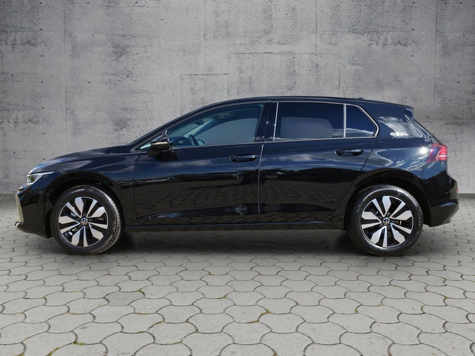 Volkswagen Golf VIII Goal 1.5 eTSI DSG 5JG RFK NAV foto 2