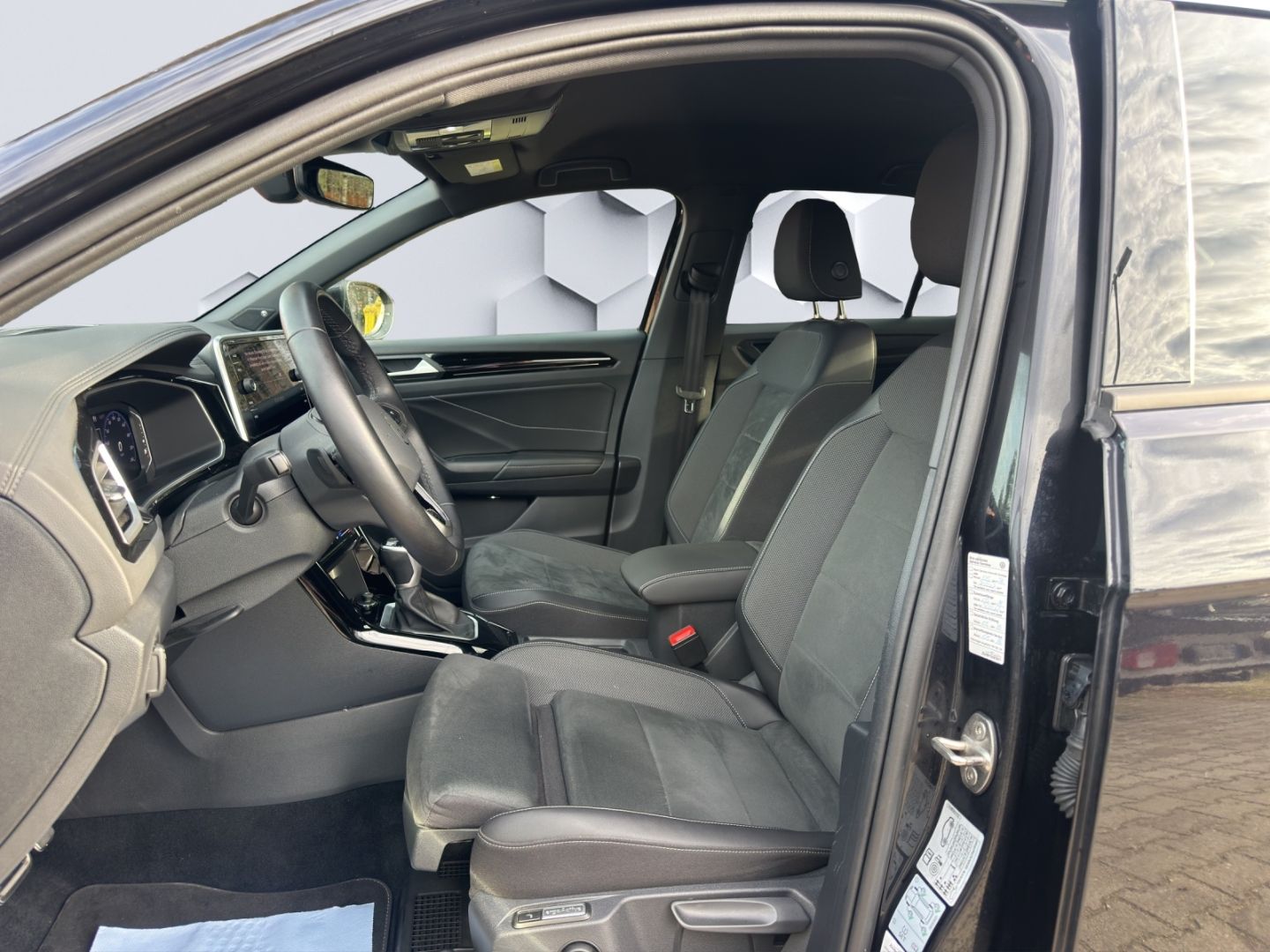 T-Roc R-Line 1.5TSi DSG 110kW AHZV LED BeatsAudi