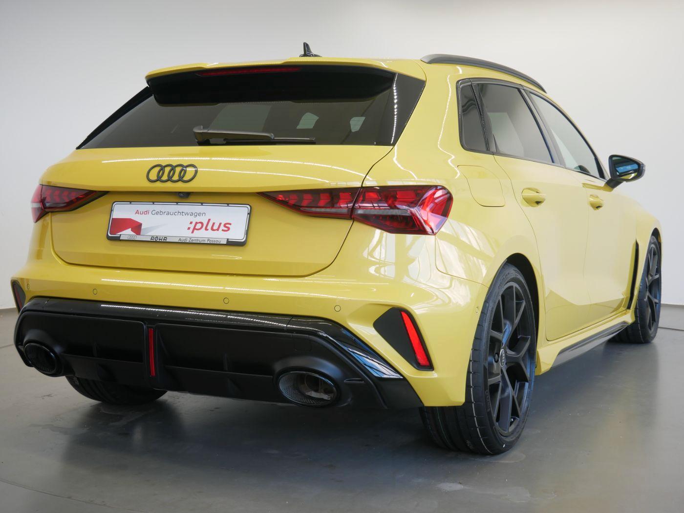 Audi RS 3 Sportback S tro. MATRIX HEAD-UP SPORTABGAS