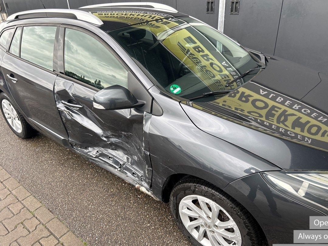 Renault Megane 2014 — photo 10