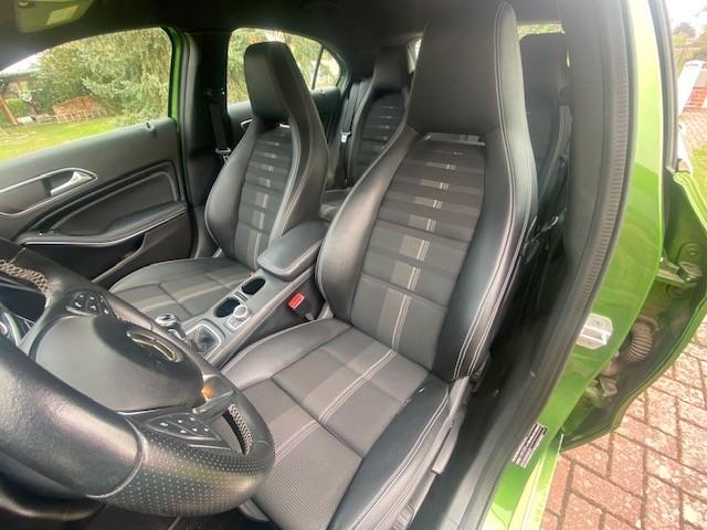 Mercedes-Benz A 180 Urban TÜV Insp. Reifen neu Navi Kamera ra 