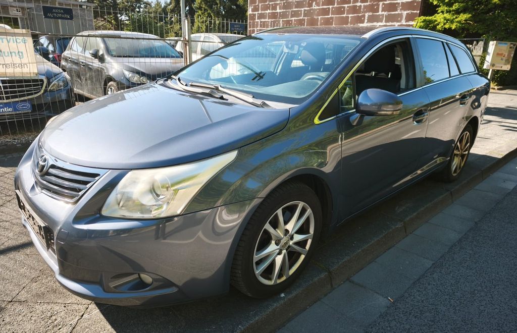 Angebot ansehen Toyota Avensis
