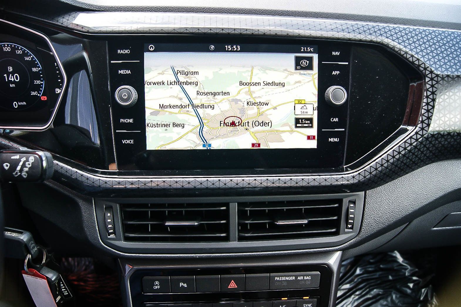 Fahrzeugabbildung Volkswagen T-Cross HIGHLINE 10TSI NAVI LED VIRTUAL CD 1HAND