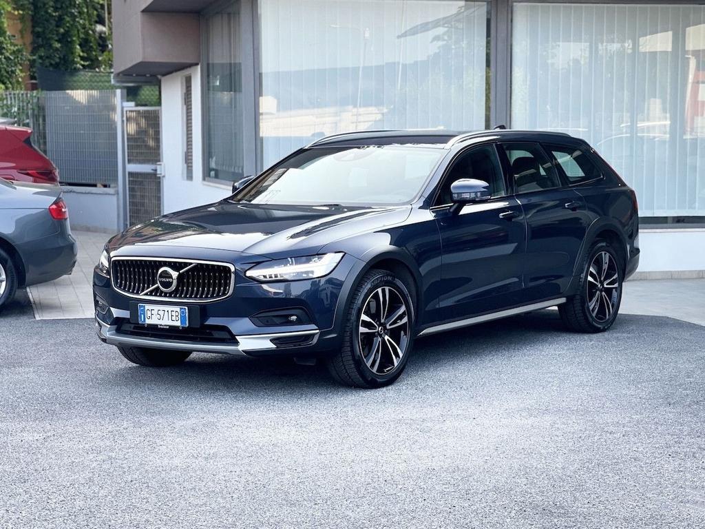 Volvo V90 Cross Country