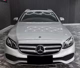 Mercedes-Benz E 220 E T-Modell E 220 d*Pano*AHK*Leder* - Mercedes-Benz E-Klasse: T Modell