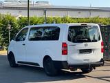 Opel Vivaro Kombi L3 /8-Sitzer/1-Hand/AHK/Navi/Euro6D - Opel Vivaro Gebrauchtwagen in Stuttgart