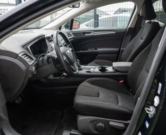Fahrzeugabbildung Ford Mondeo Turnier 1.HAND|NAVI|KAMERA|TÜV NEU