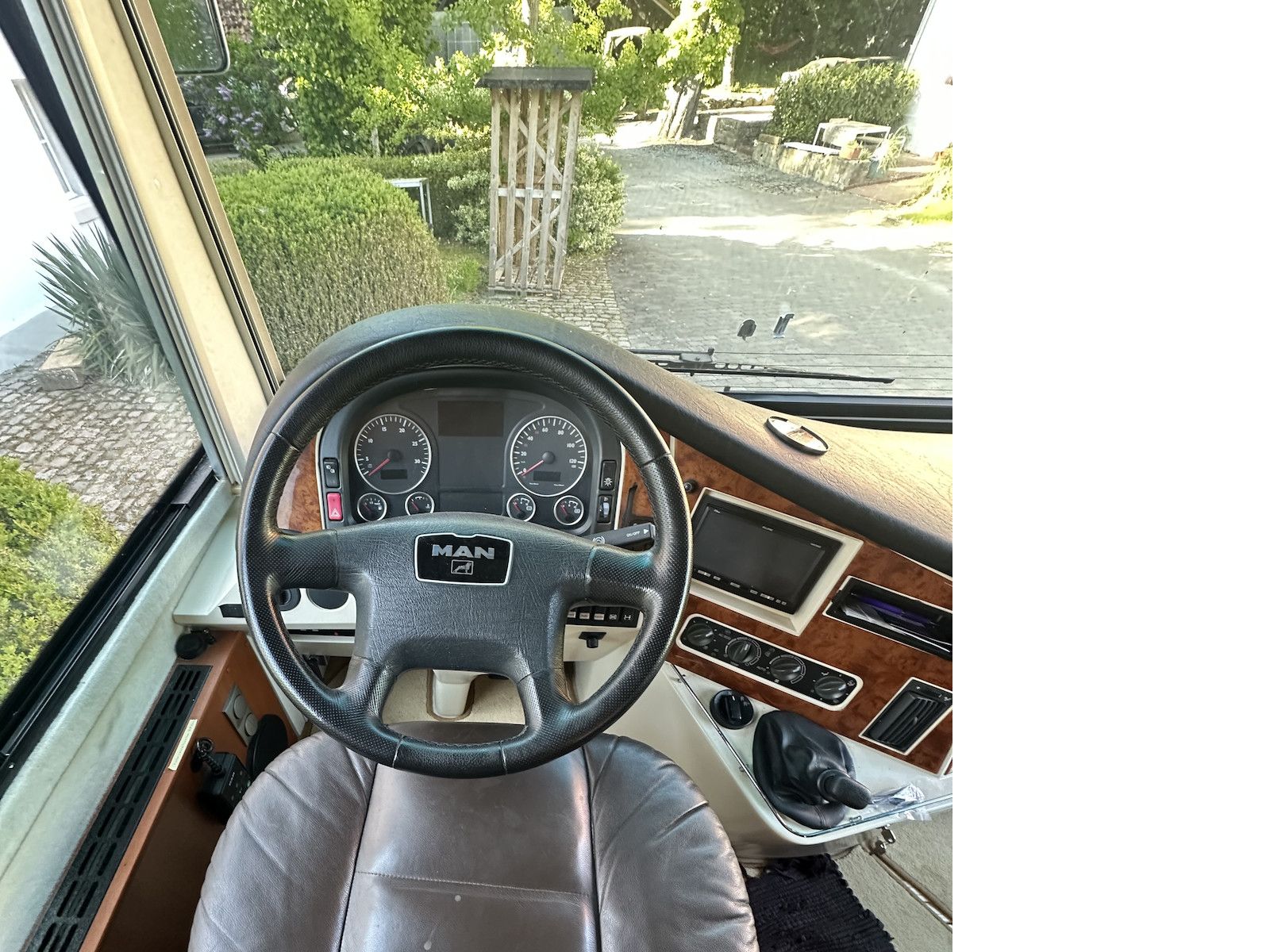Fahrzeugabbildung Concorde Charisma 890 LS MAN TGL 02