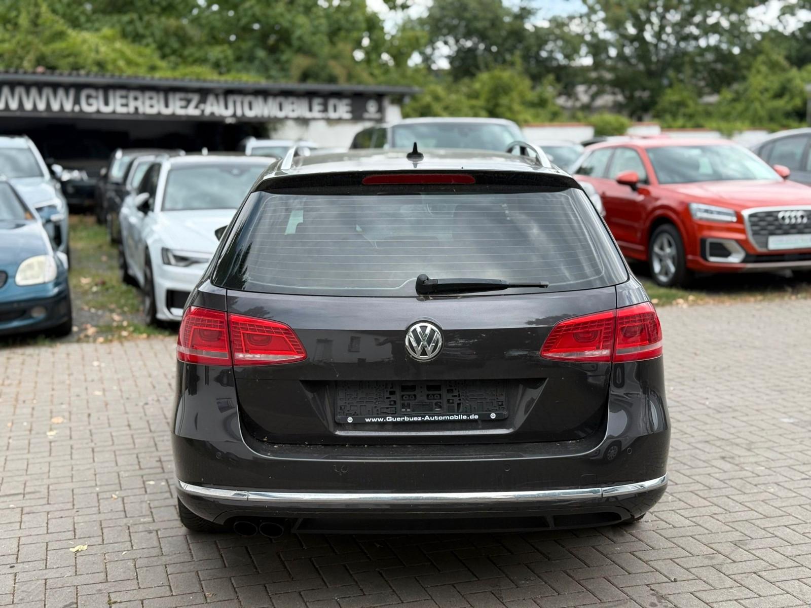 Volkswagen Passat 2011 — photo 8
