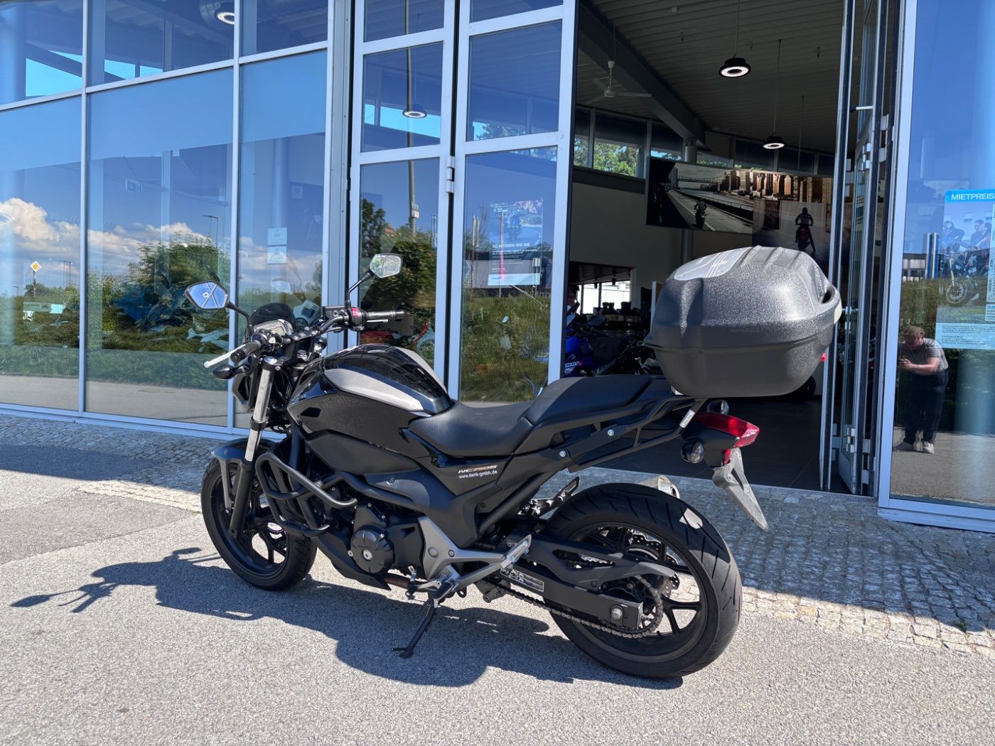 Fahrzeugabbildung Honda NC 750 S ABS, Topcase, Sturzbügel, gepflegt,
