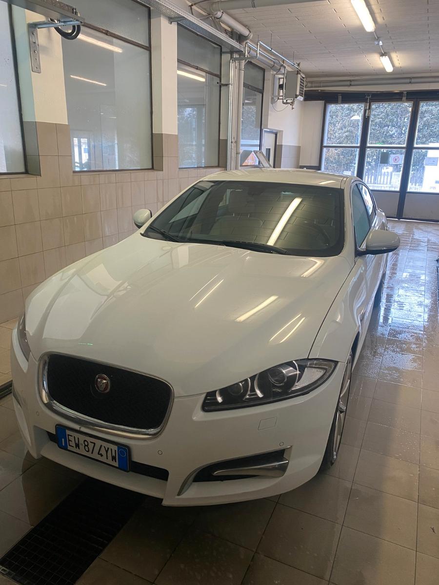 Jaguar XF 3.0 V6 Kompressor AWD