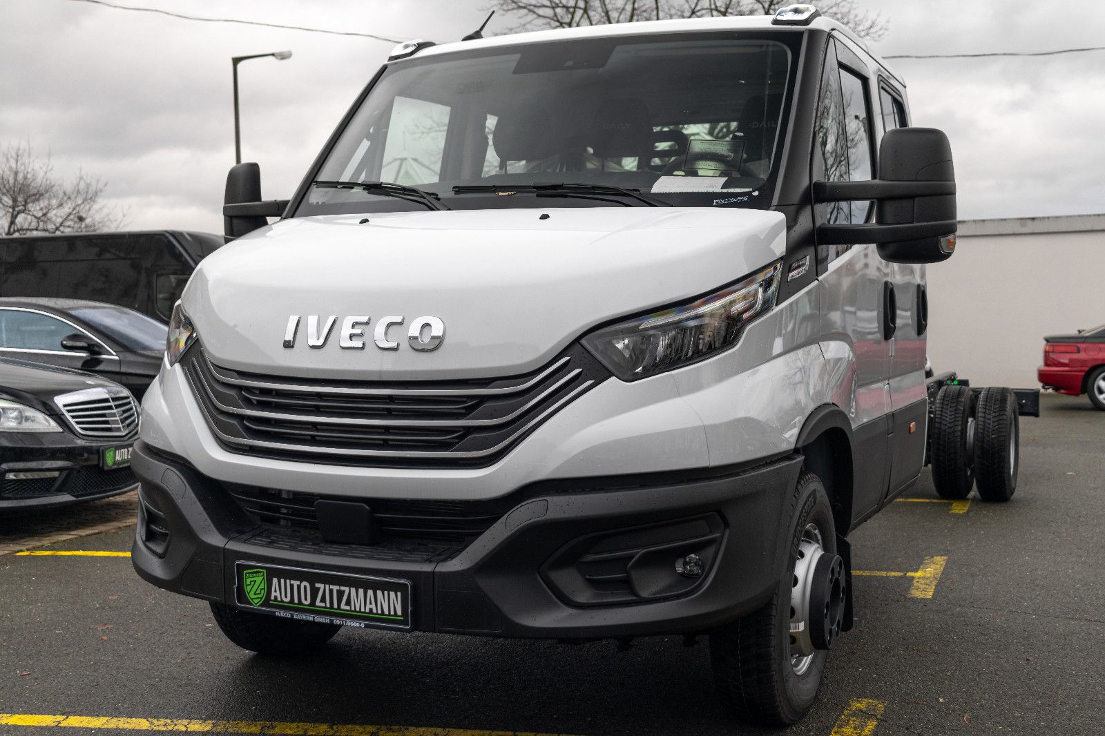 Fahrzeugabbildung Iveco Daily70C21HA8 D/P FAHRGESTELL DOPPELKABINE