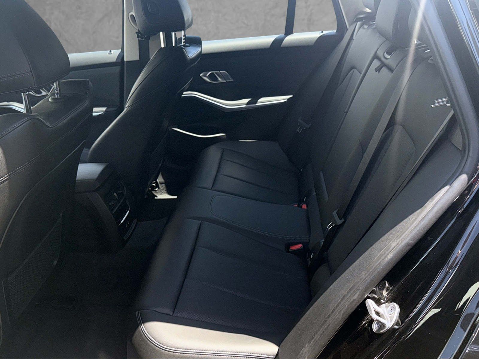 BMW 320e xDrive Touring Luxury Line foto 11