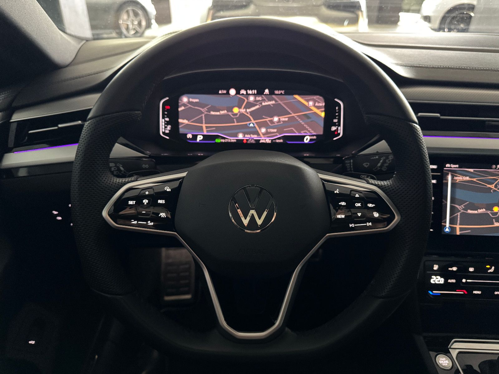 Fahrzeugabbildung Volkswagen ARTEON SB DSG ELEGANCE PANO IQ-LIGHT VW GARANTIE