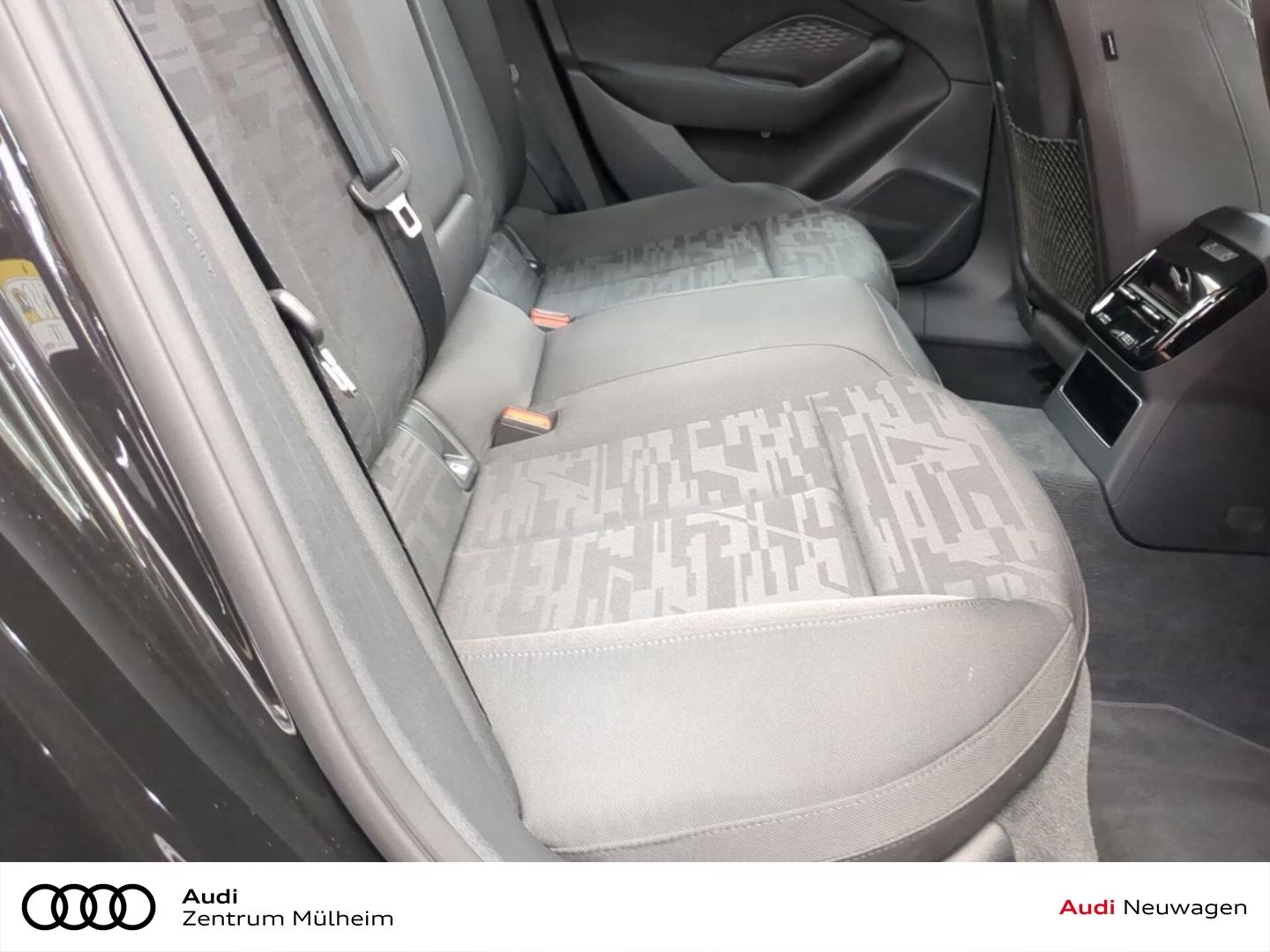 Audi A6 - Bild 8