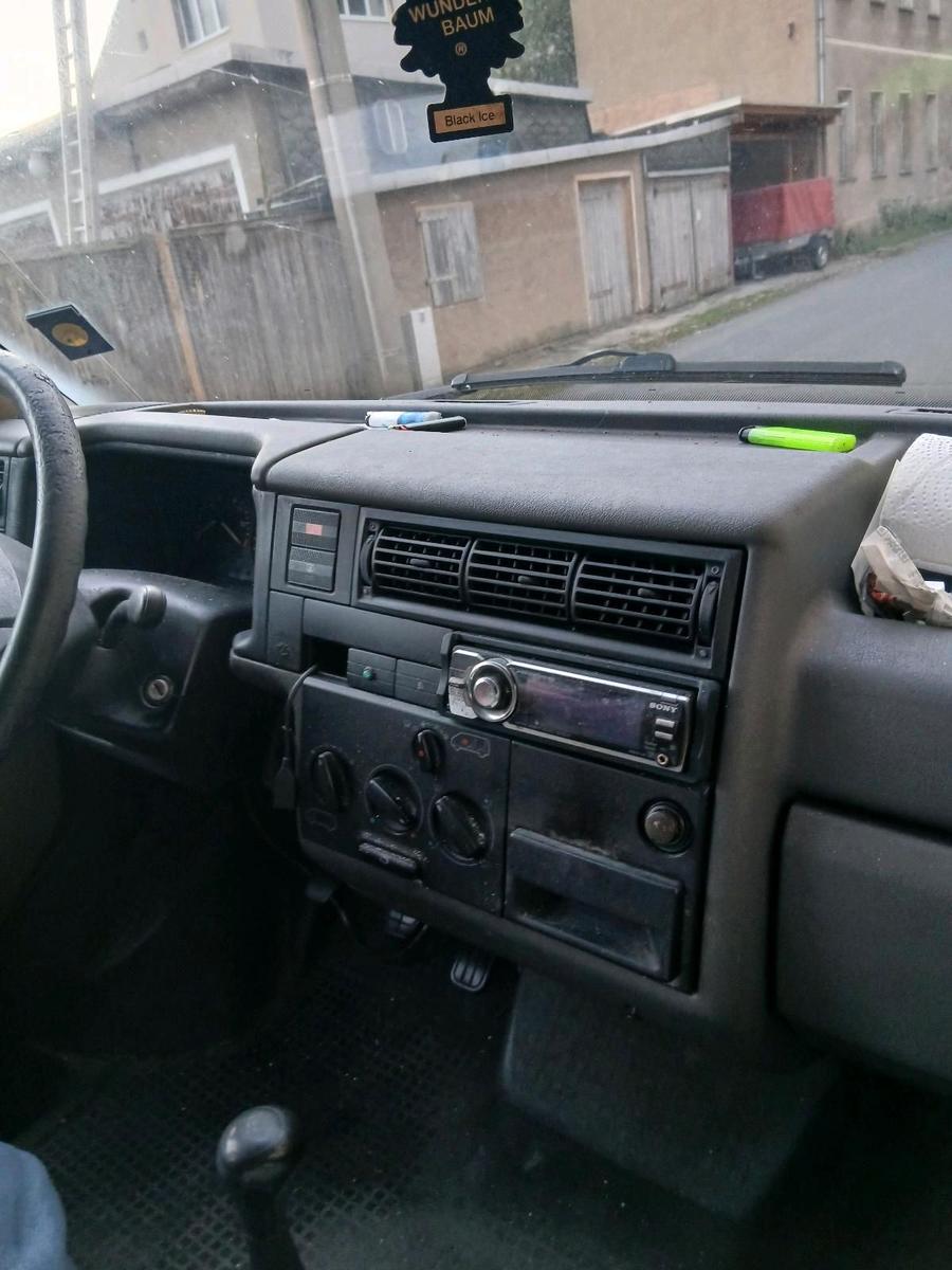 Volkswagen T4 Caravelle