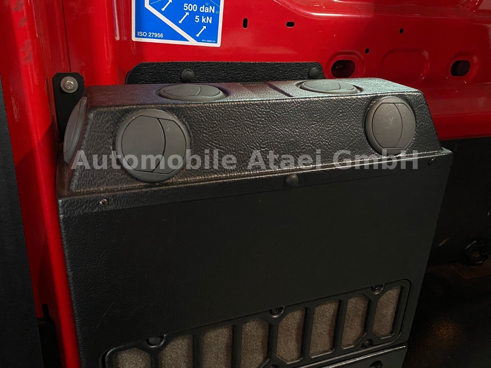 Fahrzeugabbildung Ford Transit 350 L3H2 *Rollstuhl-Lift* 8-Sitze (8928)