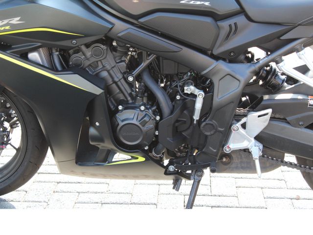 Honda CBR650R e-Clutch