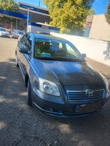 Toyota Avensis 1.8 VVT-i - - Toyota Avensis in Essen