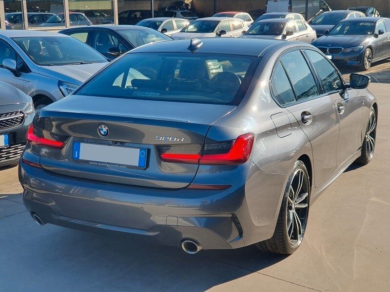 BMW 320d 190CV Auto M SPORT LED NAV 8.8 PELLE CA imagem 3