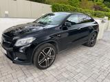 Mercedes-Benz  Coupé 4MATIC PANO AHK SPORT AUSPUFF - schwarze Mercedes-Benz GLE 43 AMG