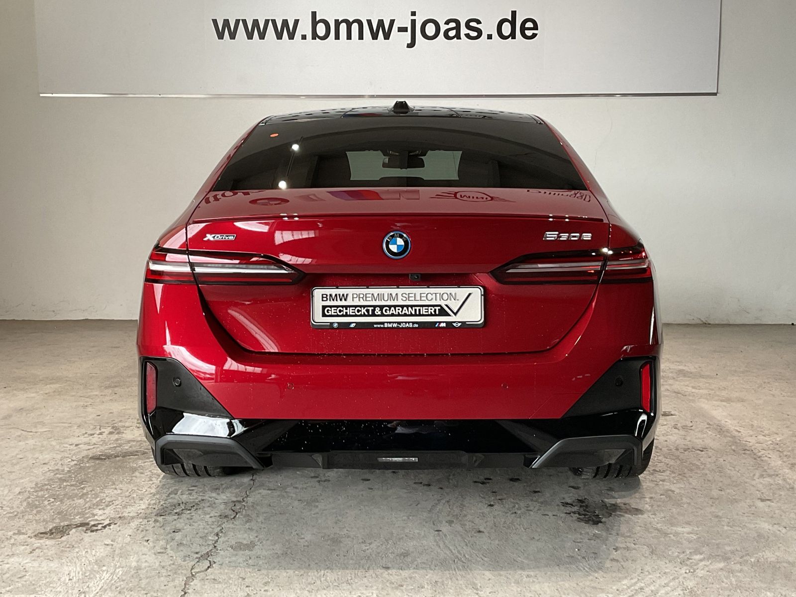 Fahrzeugabbildung BMW 530e xDrive M Sportpaket, Panorama Glasdach, akt