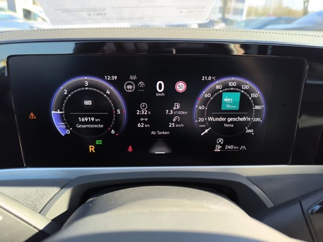 Fahrzeugabbildung Volkswagen Passat Variant 2.0 TDI DSG R-LINE MATRIX-LED NAV